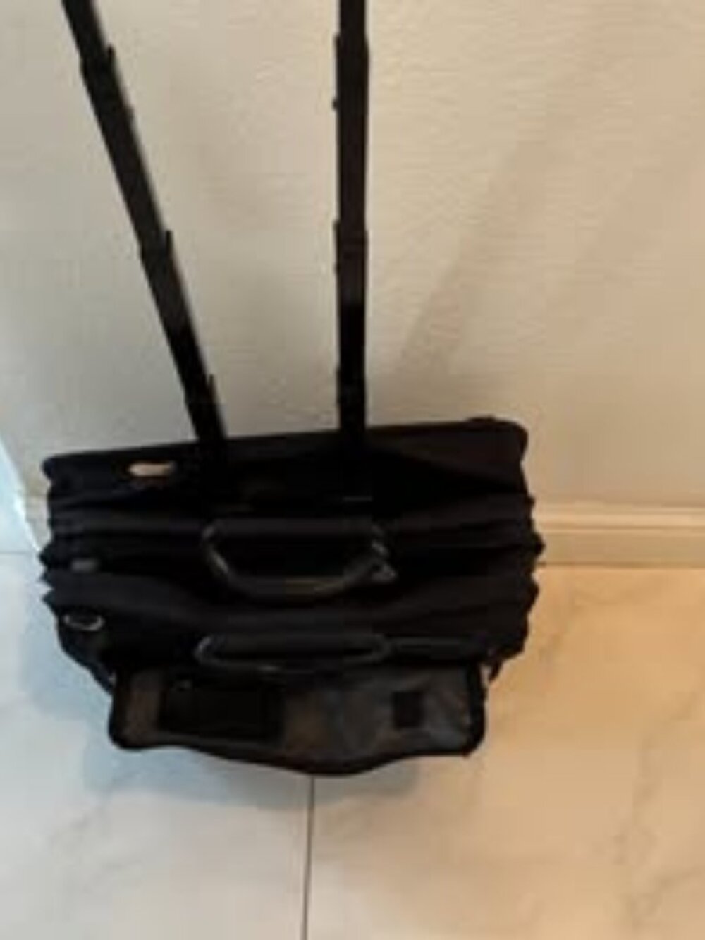 Targus laptop rolling bag